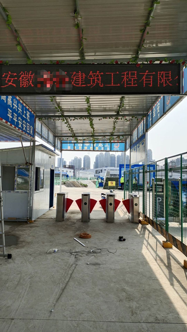 ����ʵ����